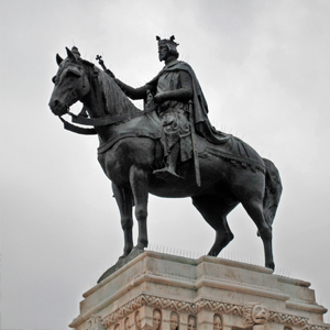 Equestrian statue of Ferdinand III at Plaza Nueva