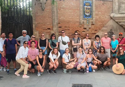 Eine Gruppe von Free Walking Tour Sevilla in Sevilla